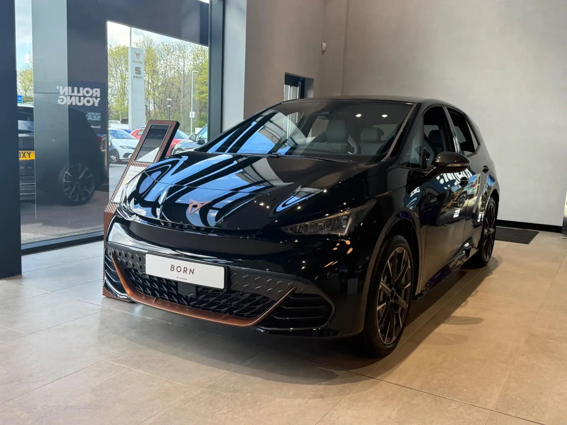 Cupra Born 240kW e-Boost VZ 79kWh 5dr Auto thumbnail