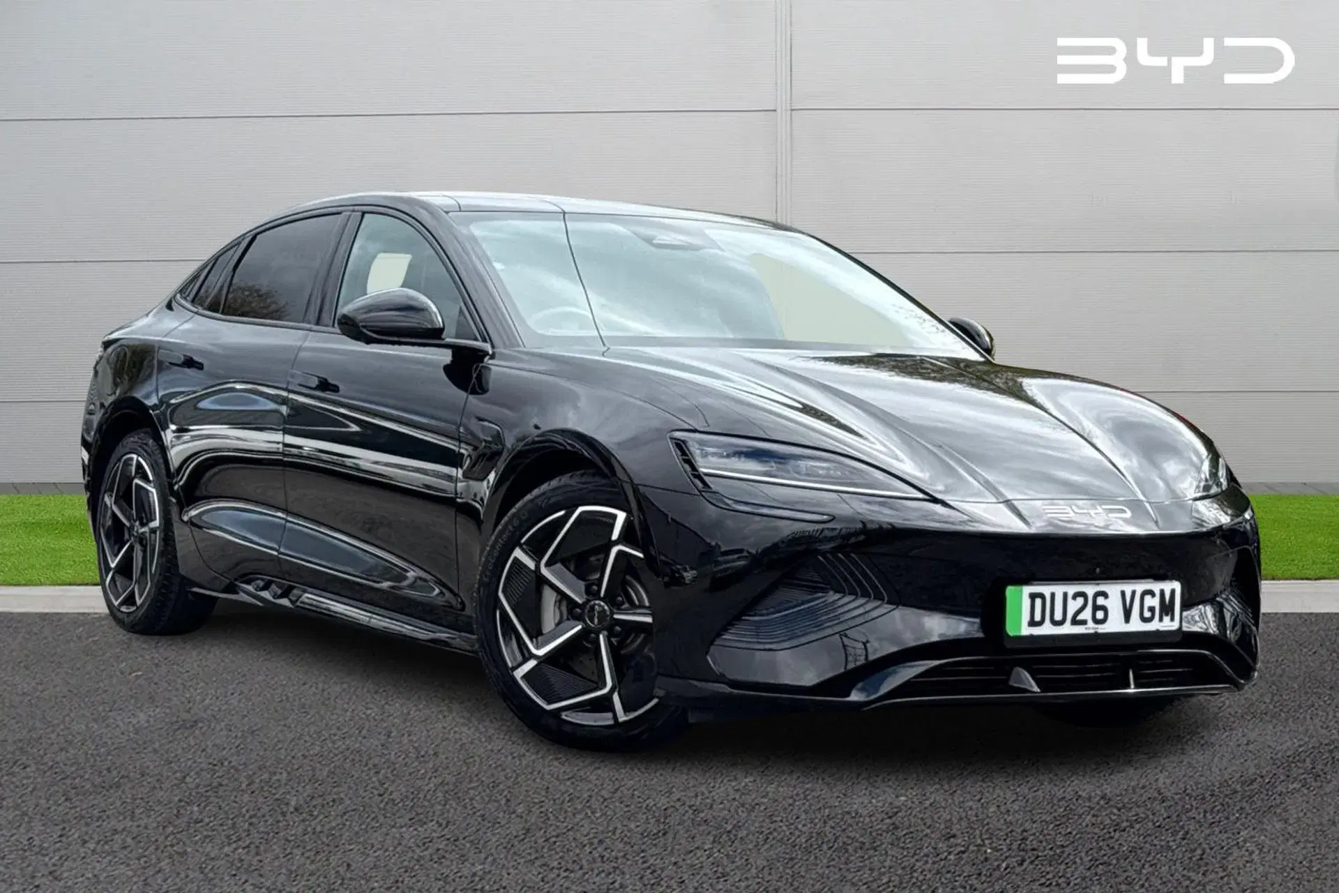 BYD Seal 230kW Design 83kWh 4dr Auto thumbnail