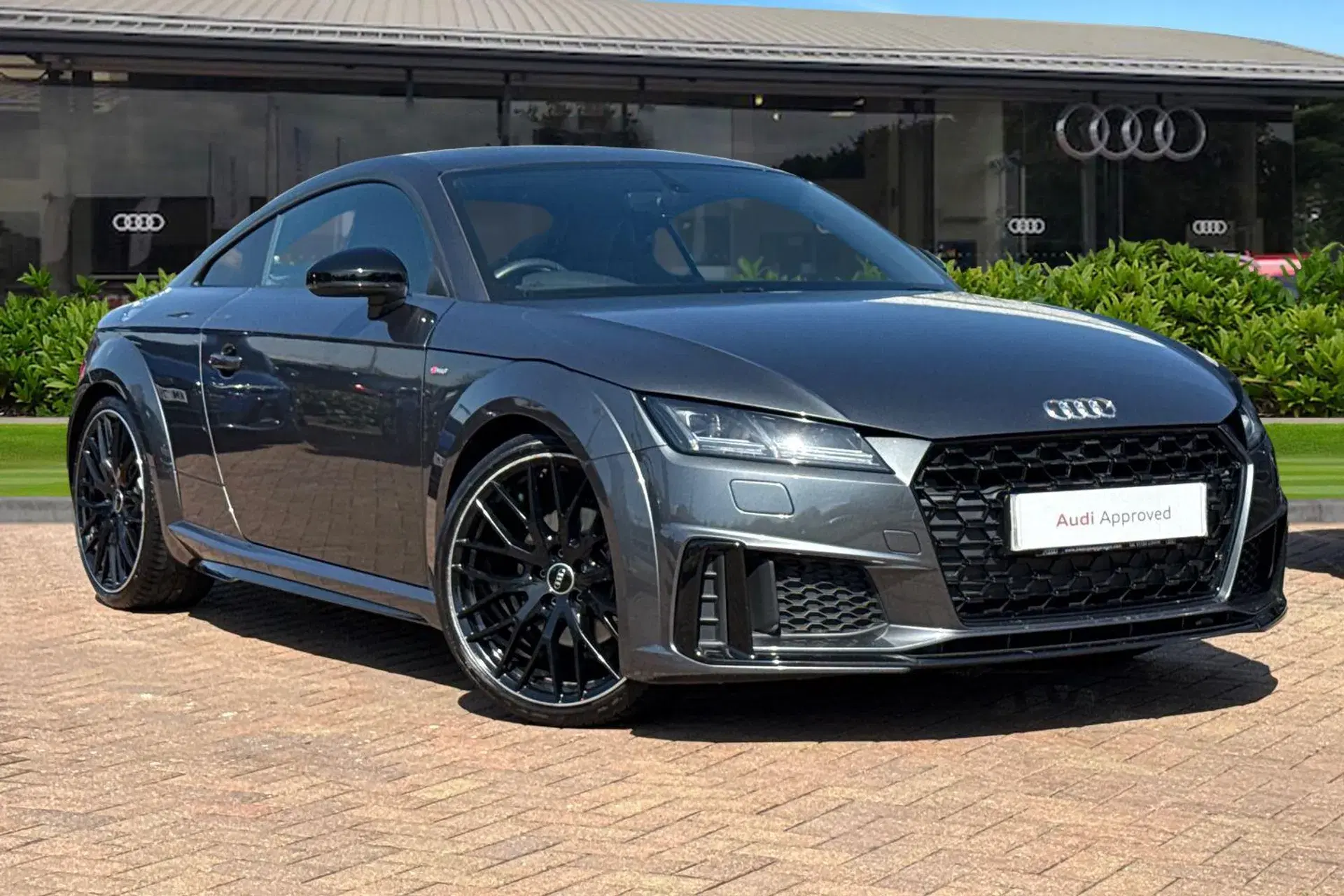 Audi TT 40 TFSI Black Edition 2dr S Tronic thumbnail
