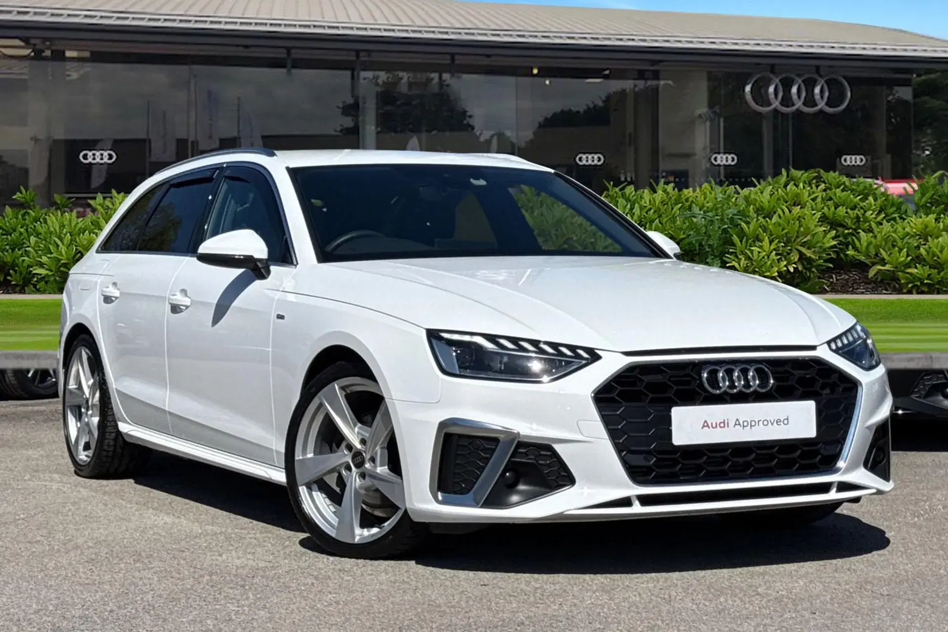 Audi A4 35 TFSI S Line 5dr S Tronic thumbnail
