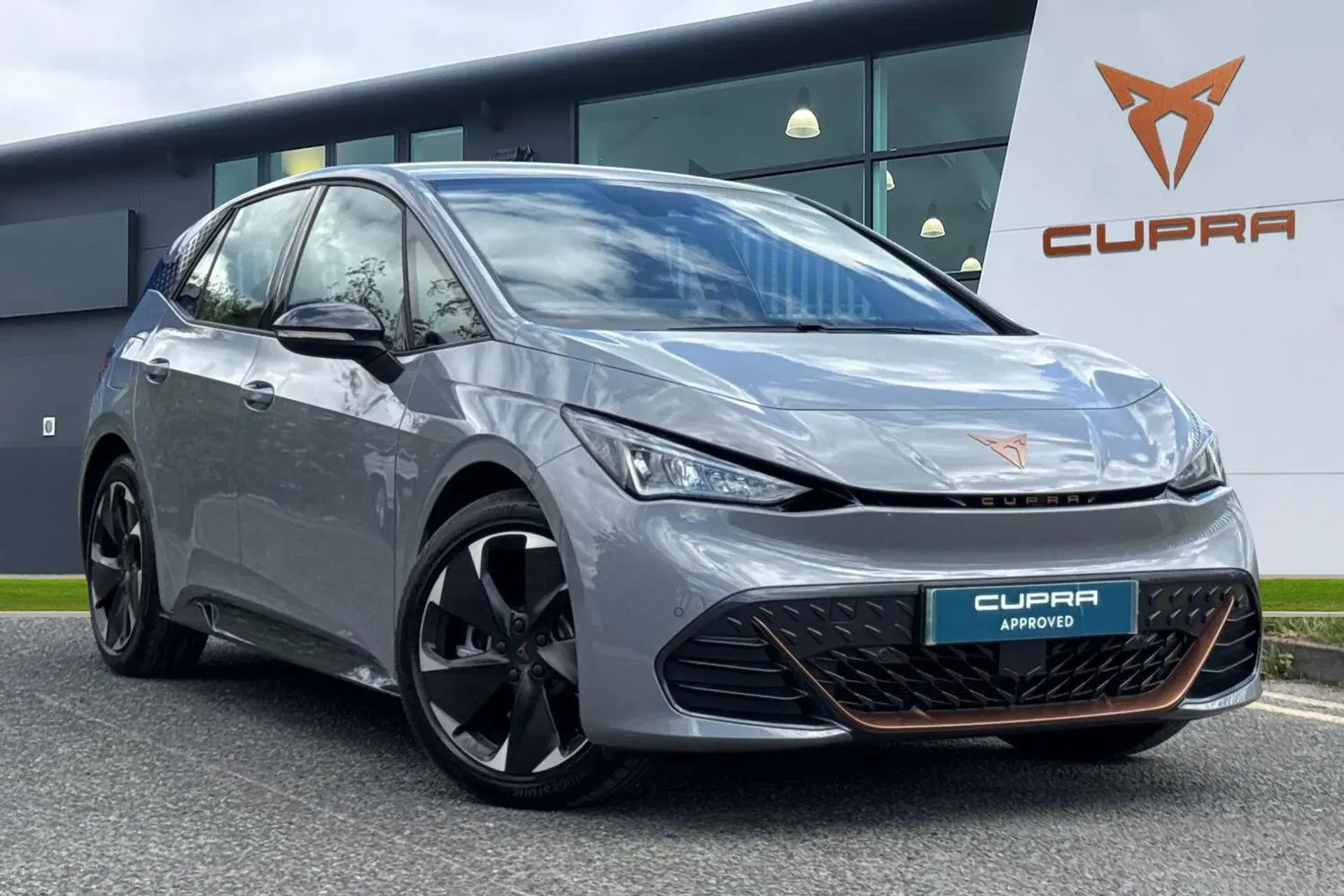 Cupra Born thumbnail