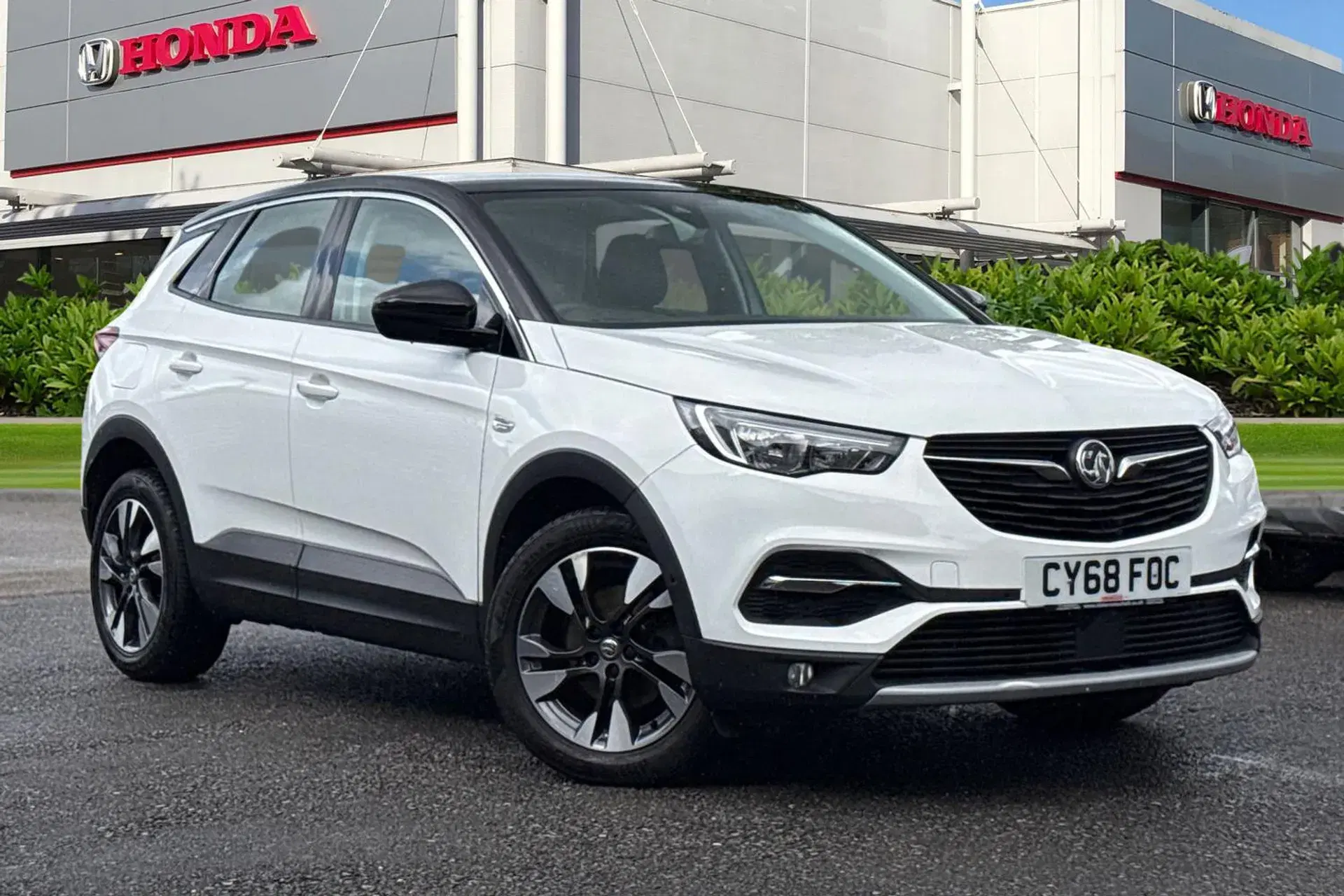 Vauxhall Grandland X thumbnail