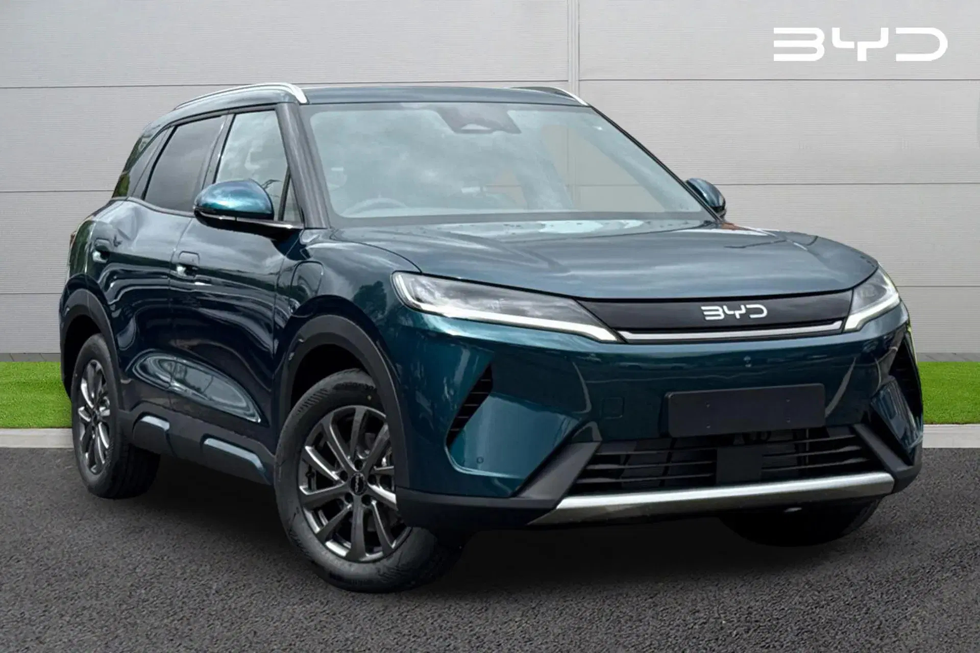 BYD Atto 2 1.5 DM-i 212 Boost 5dr Auto thumbnail
