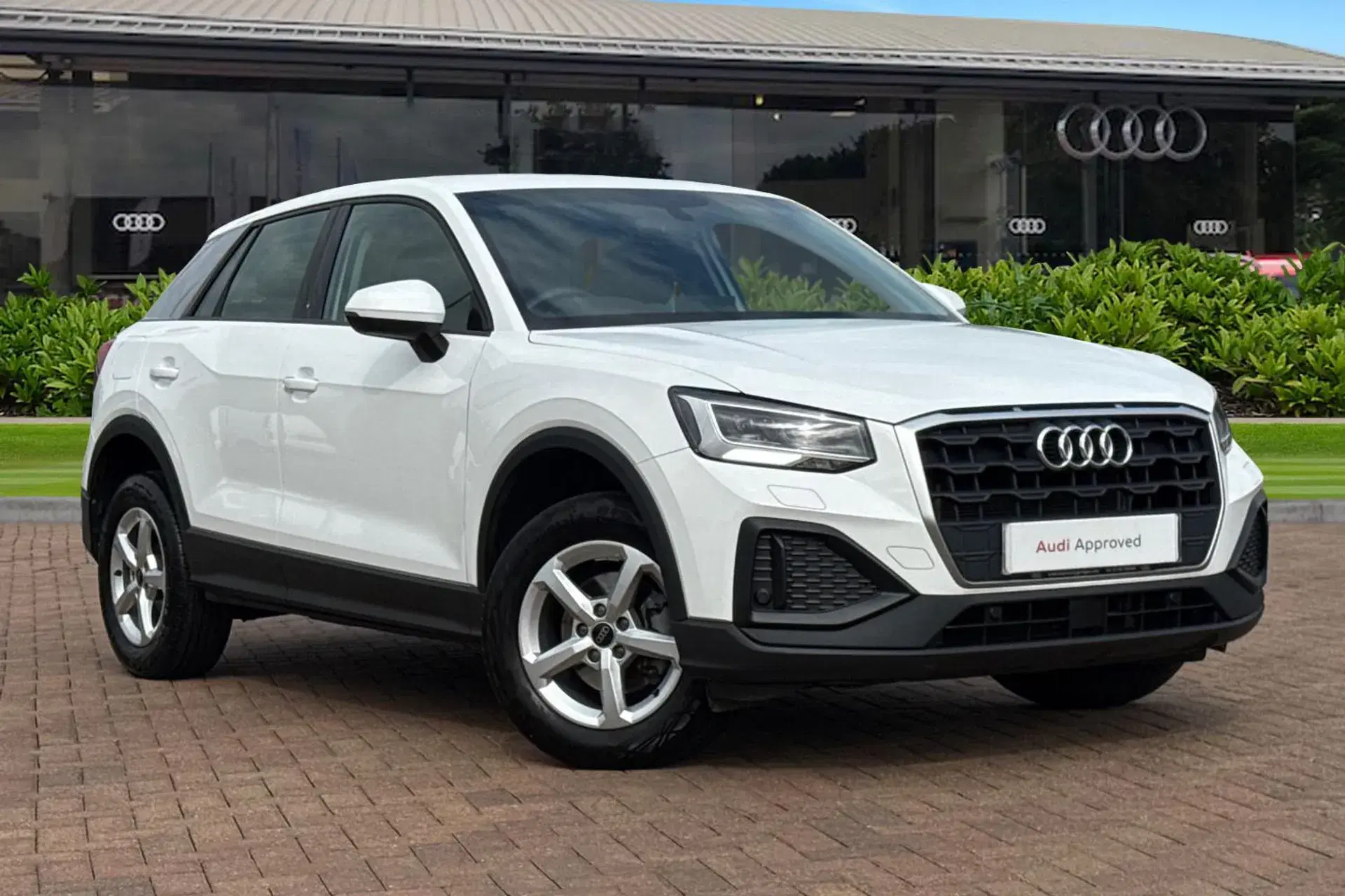 Audi Q2 30 TFSI Technik 5dr thumbnail