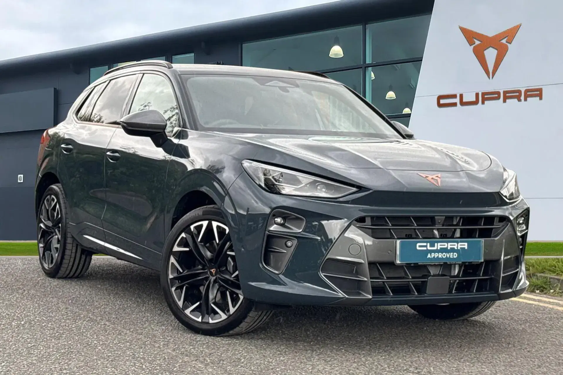 Cupra Terramar 1.5 eHybrid 272 VZ2 5dr DSG thumbnail