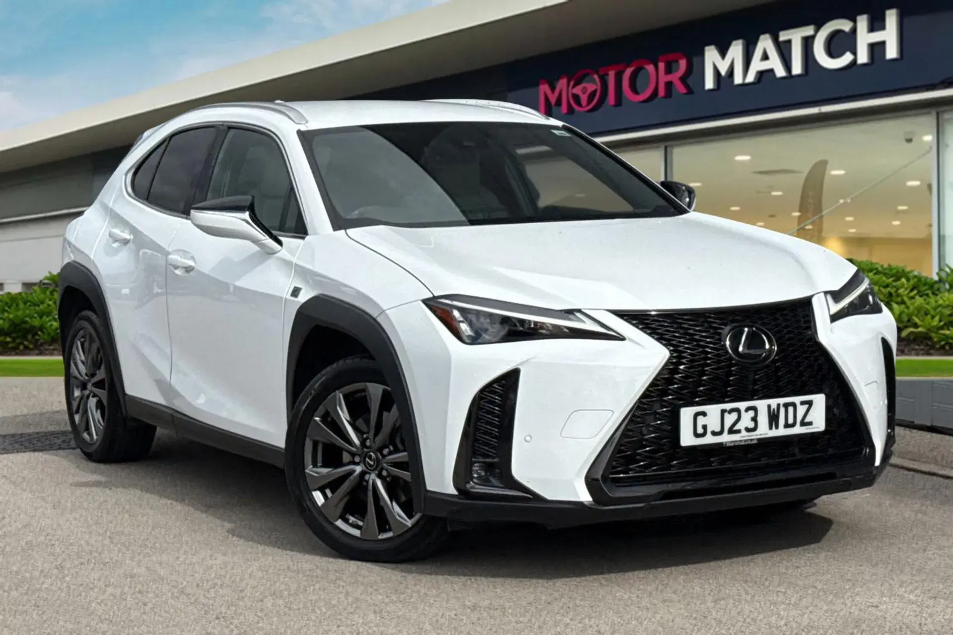 Lexus UX 250h 2.0 F-Sport Design 5dr CVT thumbnail