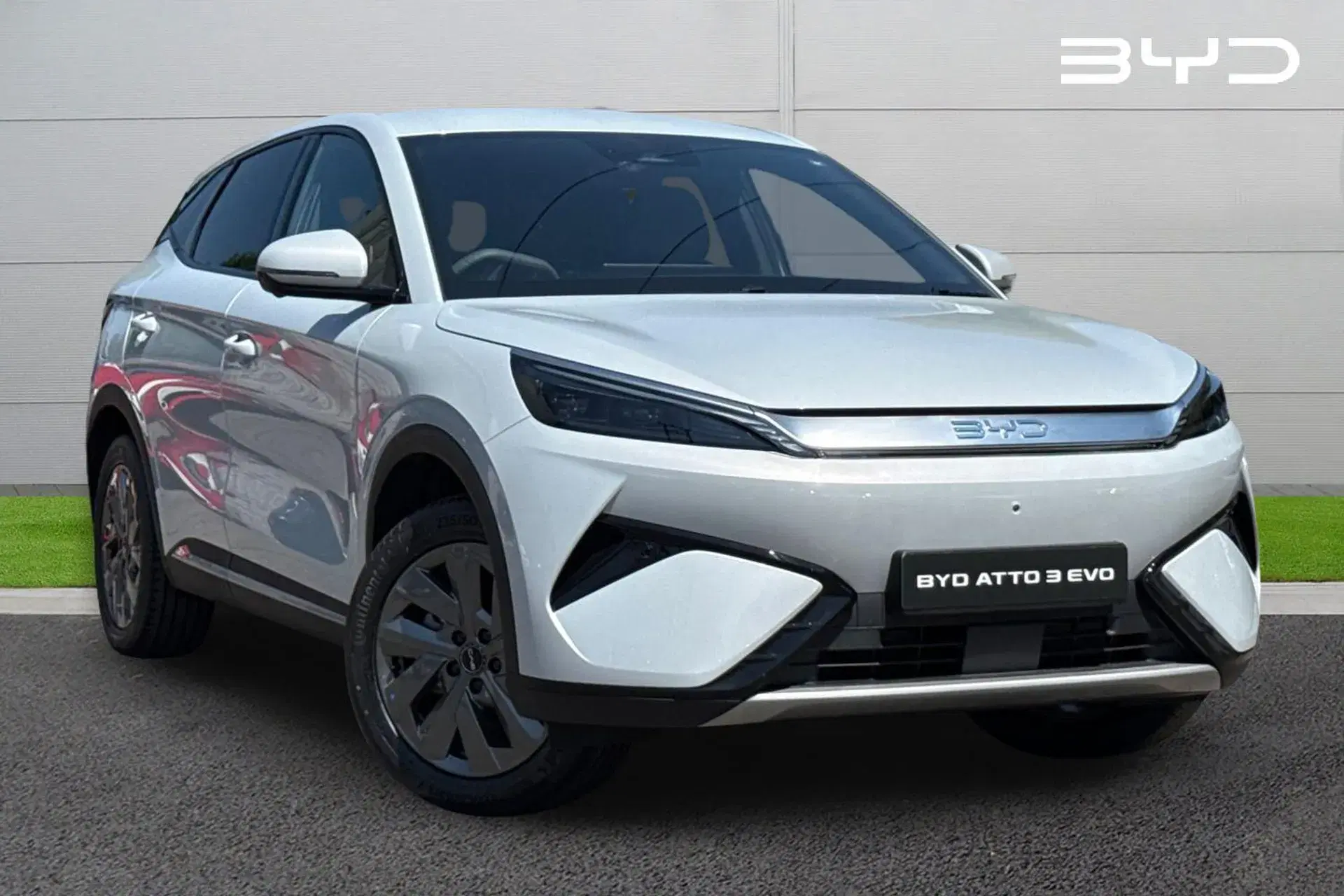 BYD Atto 3 thumbnail