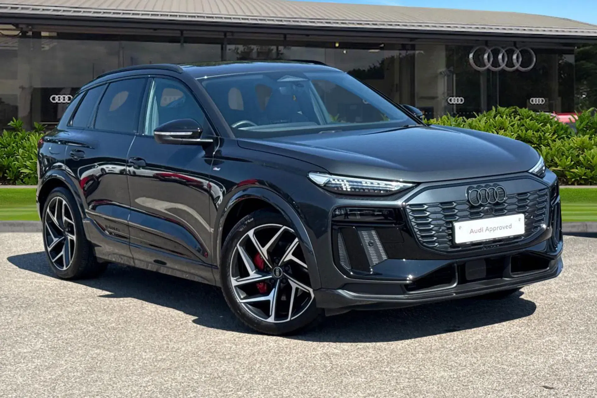 Audi Q6 285kW Quattro 100kWh Edition 1 5dr Auto thumbnail