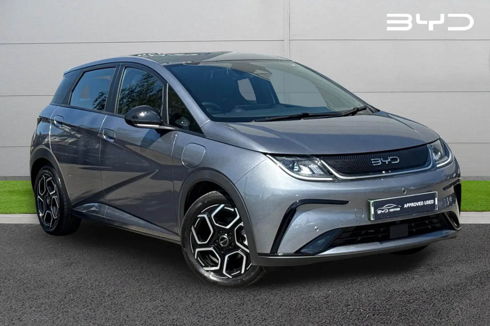 BYD Dolphin 150kW Comfort 60.4kWh Auto thumbnail