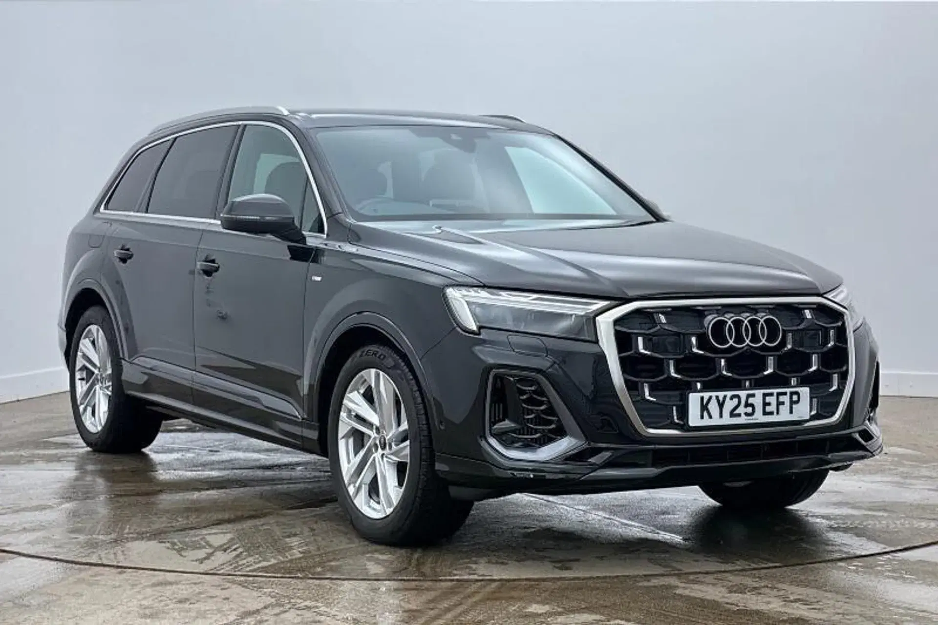 Audi Q7 55 TFSI Quattro S Line 5dr Tiptronic thumbnail