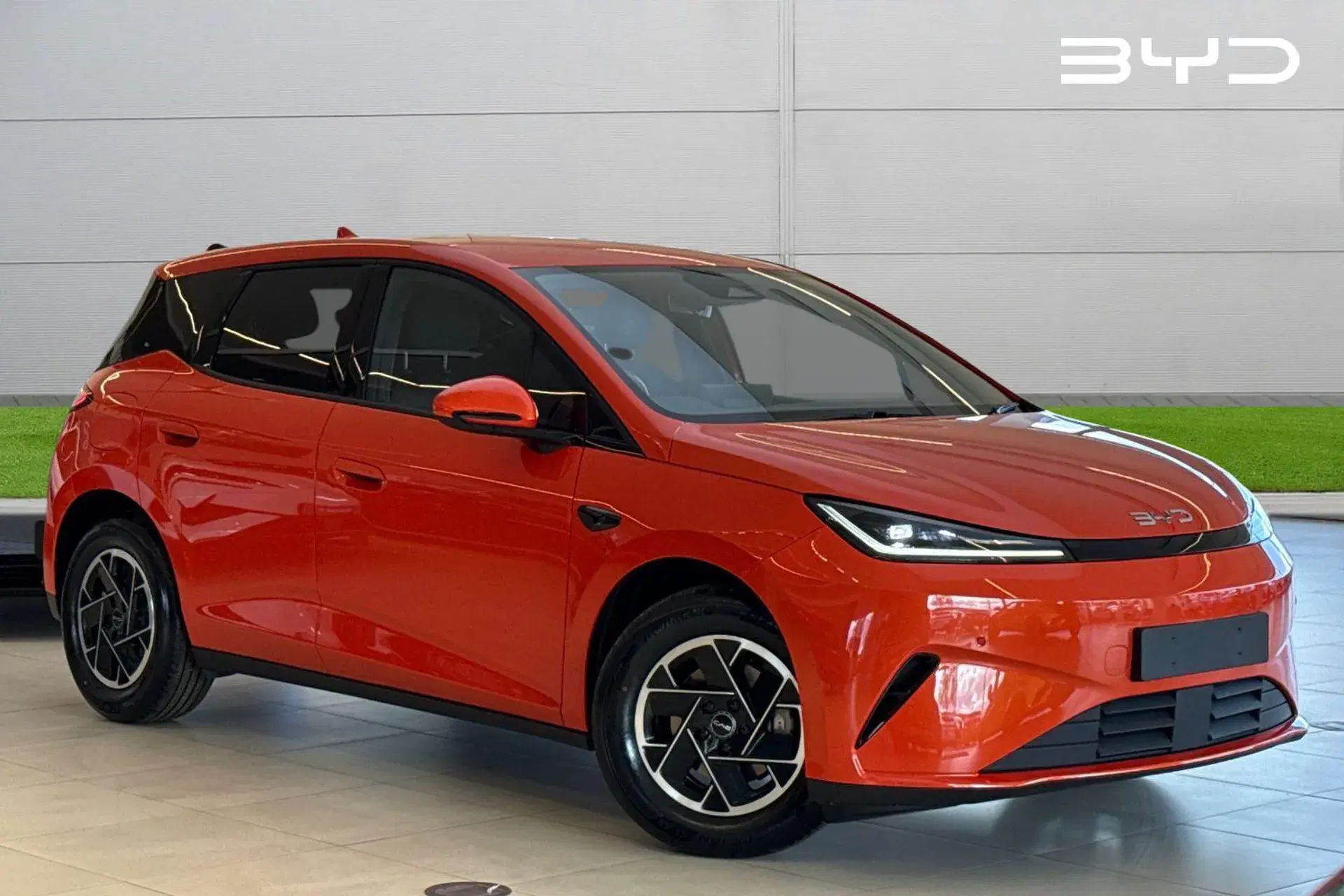 BYD Dolphin G 1.5 DM-i 212 Boost 5dr Auto thumbnail