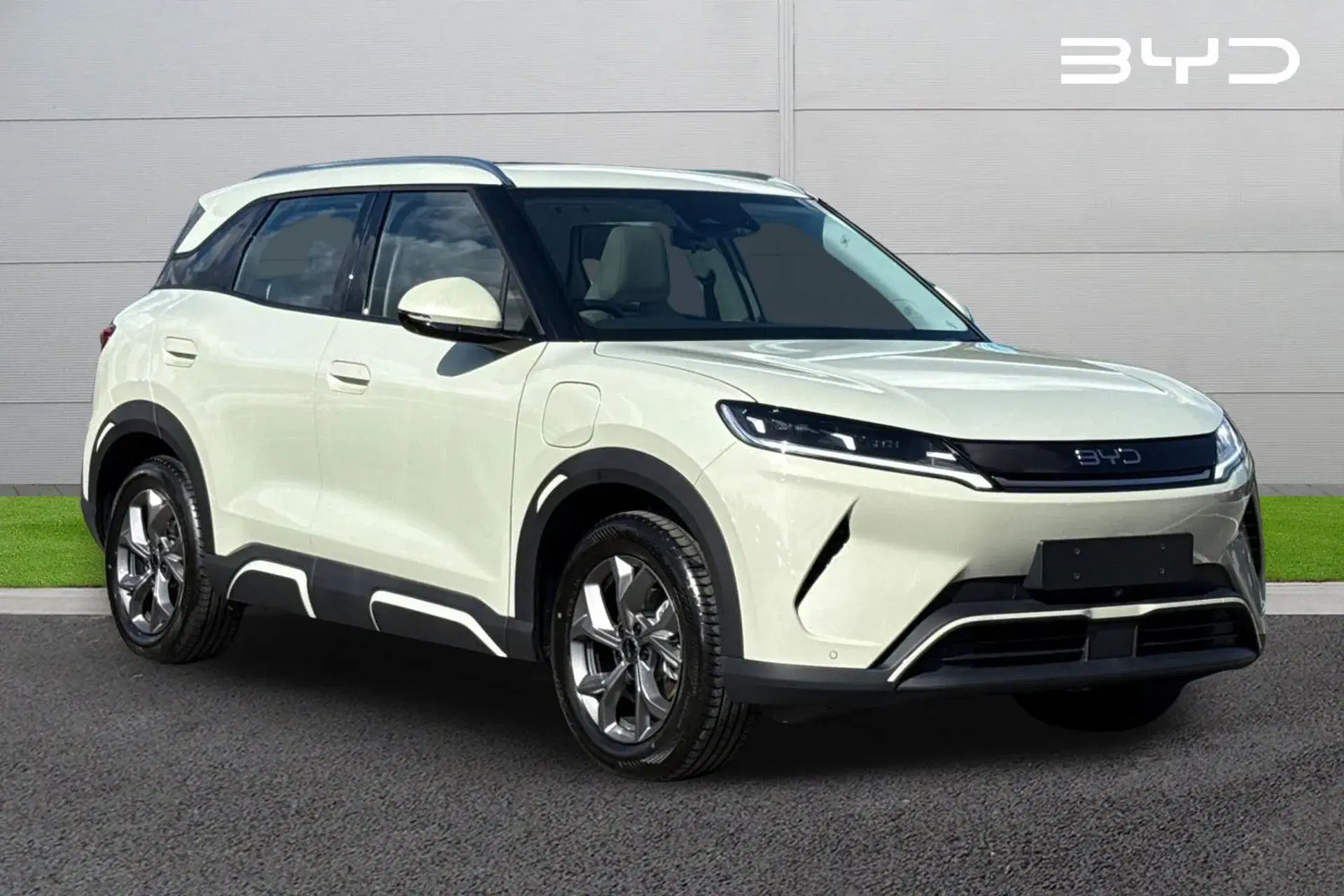 BYD Atto 2 130kW Boost 51kWh 5dr Auto thumbnail