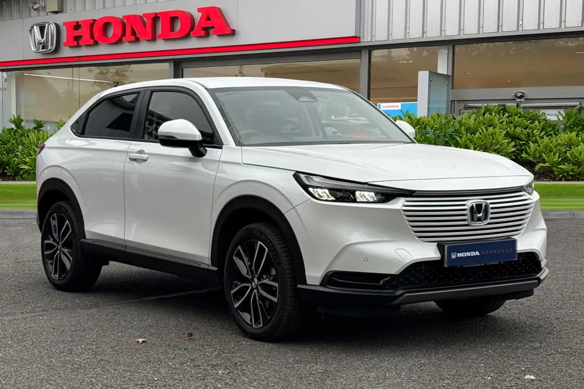 Honda HR-V 1.5 eHEV Elegance 5dr CVT thumbnail