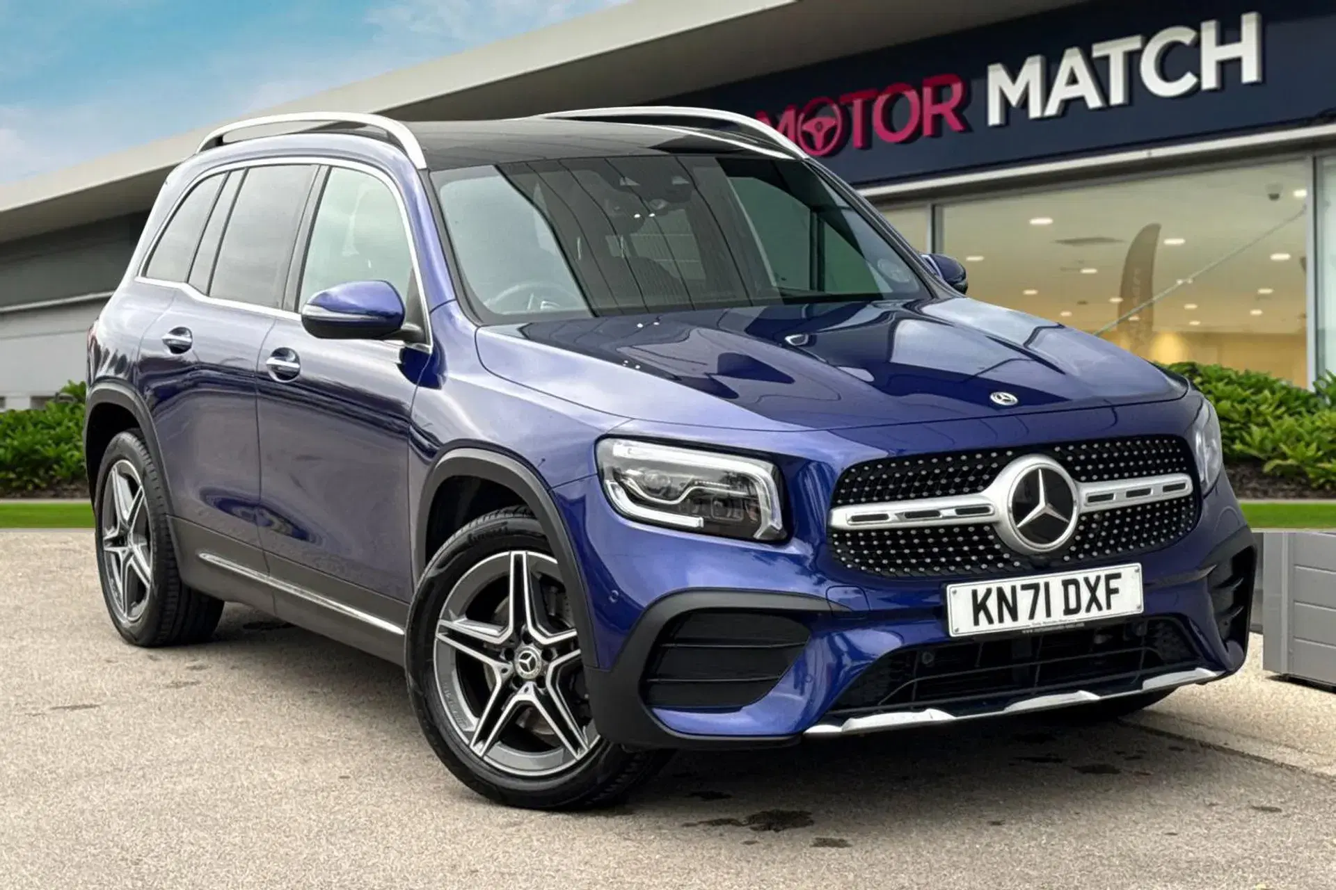 Mercedes-Benz GLB GLB 220d 4Matic AMG Line Prem Plus 5dr 8G-Tronic thumbnail