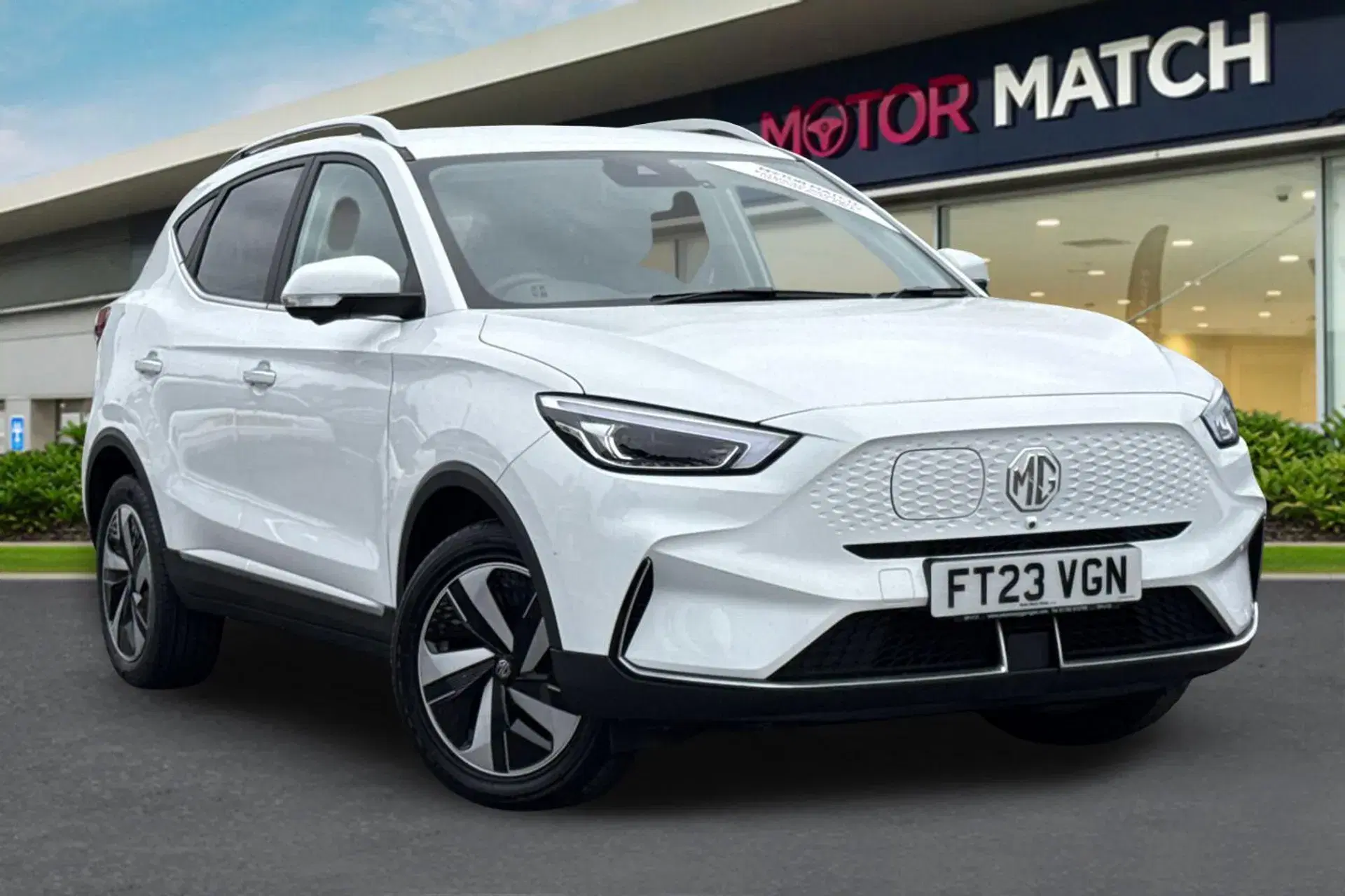 MG Motor UK ZS 115kW Trophy Connect EV Long Range73kWh 5dr Auto thumbnail