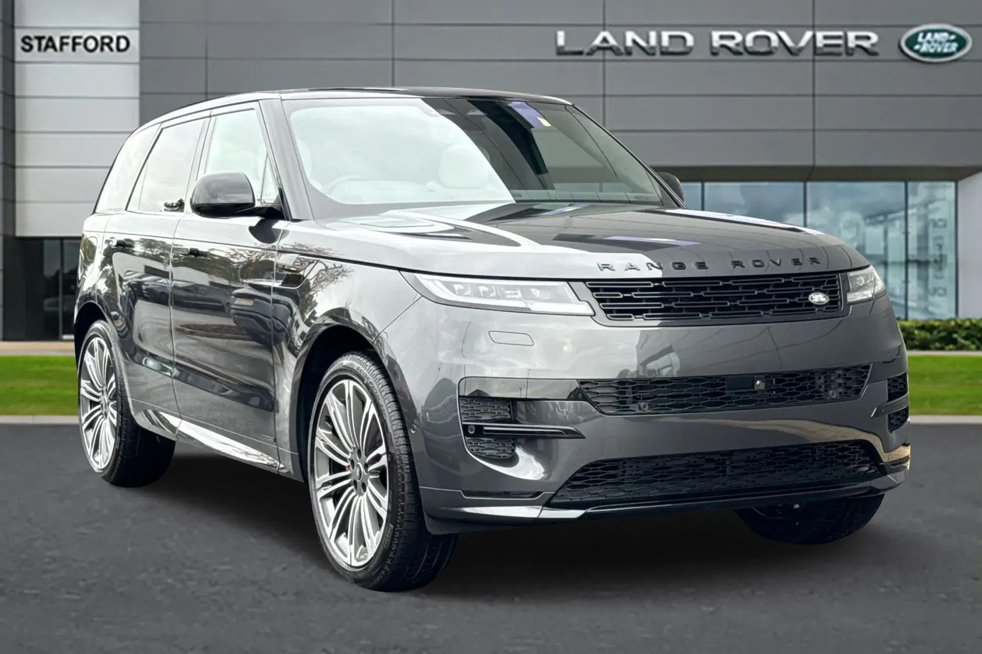 Land Rover Range Rover Sport 3.0 D300 Autobiography 5dr Auto thumbnail