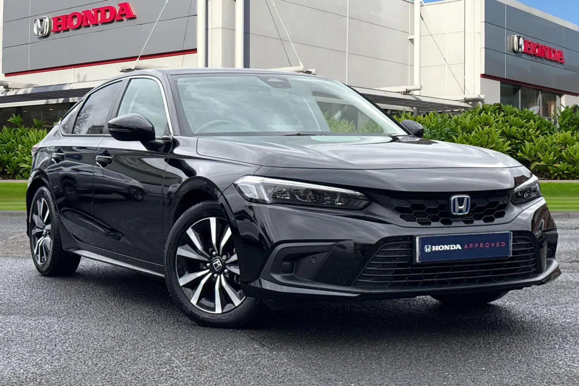 Honda Civic 2.0 eHEV Elegance 5dr CVT thumbnail