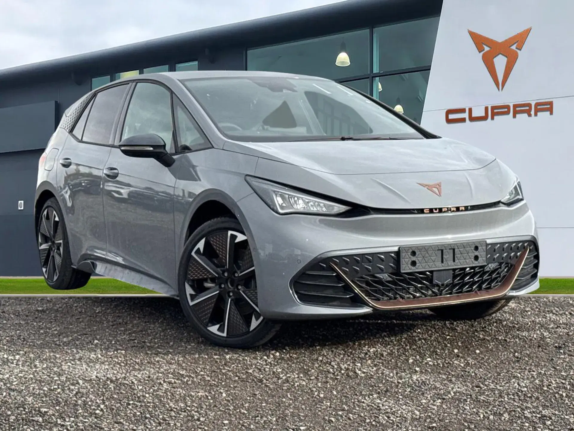 Cupra Born 170kW e-Boost V1 59kWh 5dr Auto thumbnail