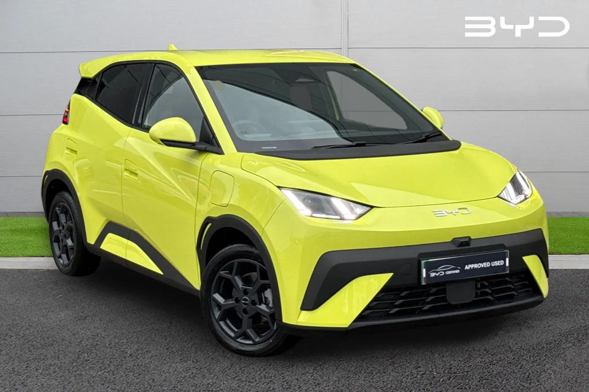 BYD Dolphin Surf 115kW Comfort 43kWh 5dr Auto thumbnail