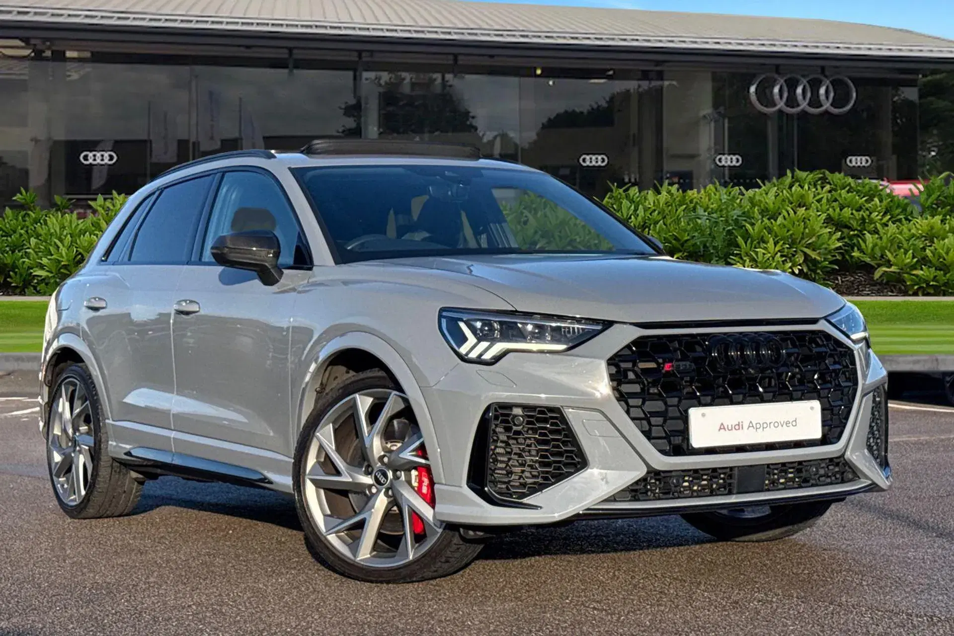 Audi RS Q3 RS Q3 TFSI Quattro Vorsprung 5dr S Tronic thumbnail