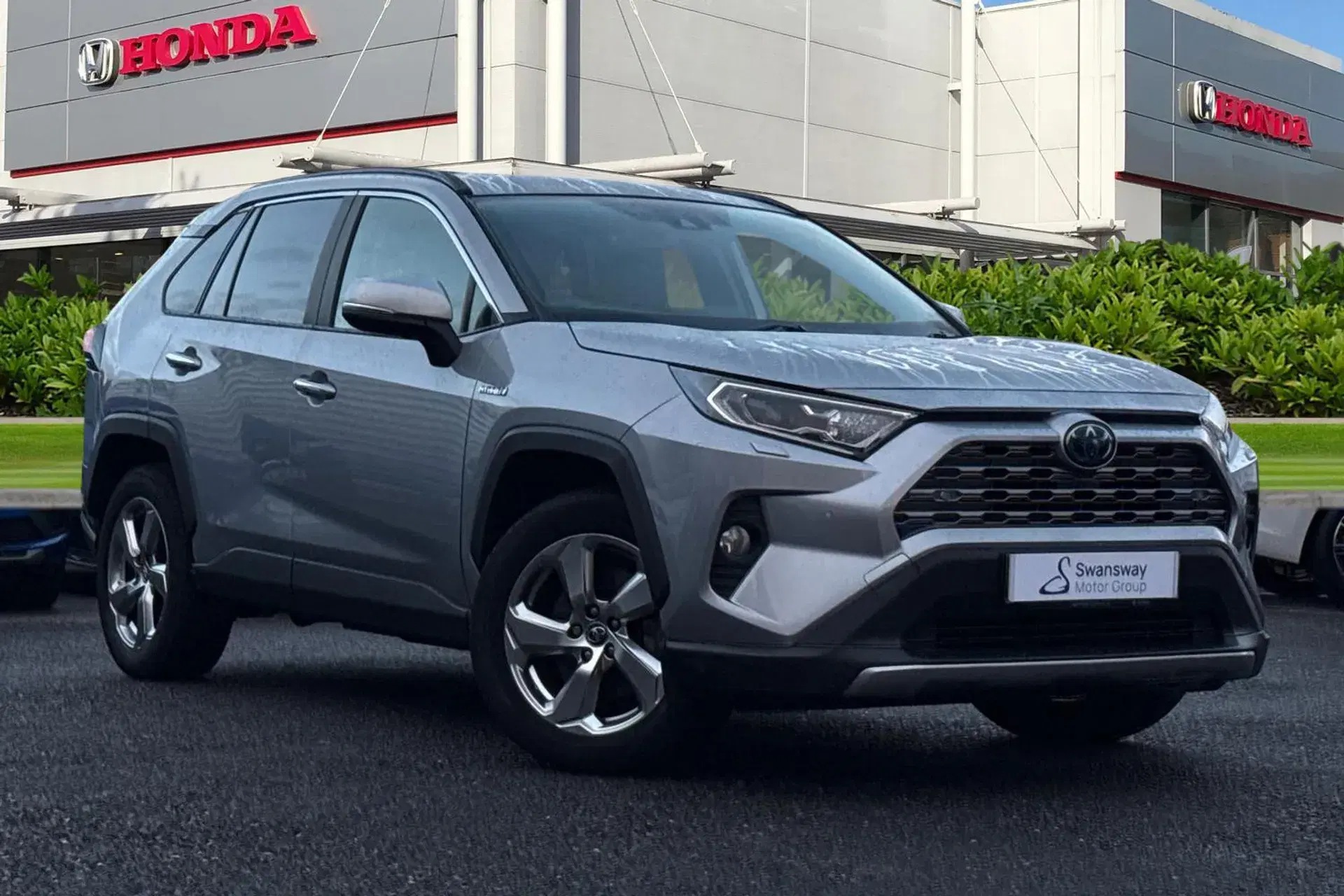 Toyota RAV4 2.5 VVT-i Hybrid Excel 5dr CVT thumbnail