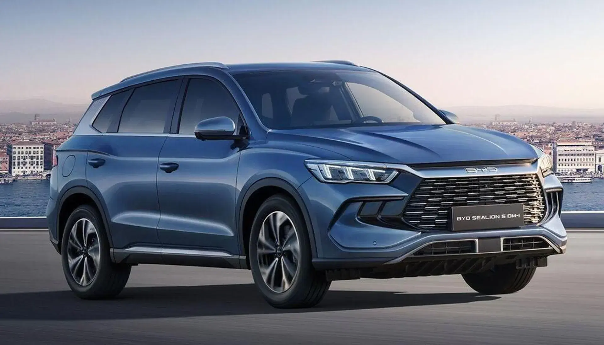 BYD Sealion 5 1.5 DM-i Comfort 5dr Auto thumbnail