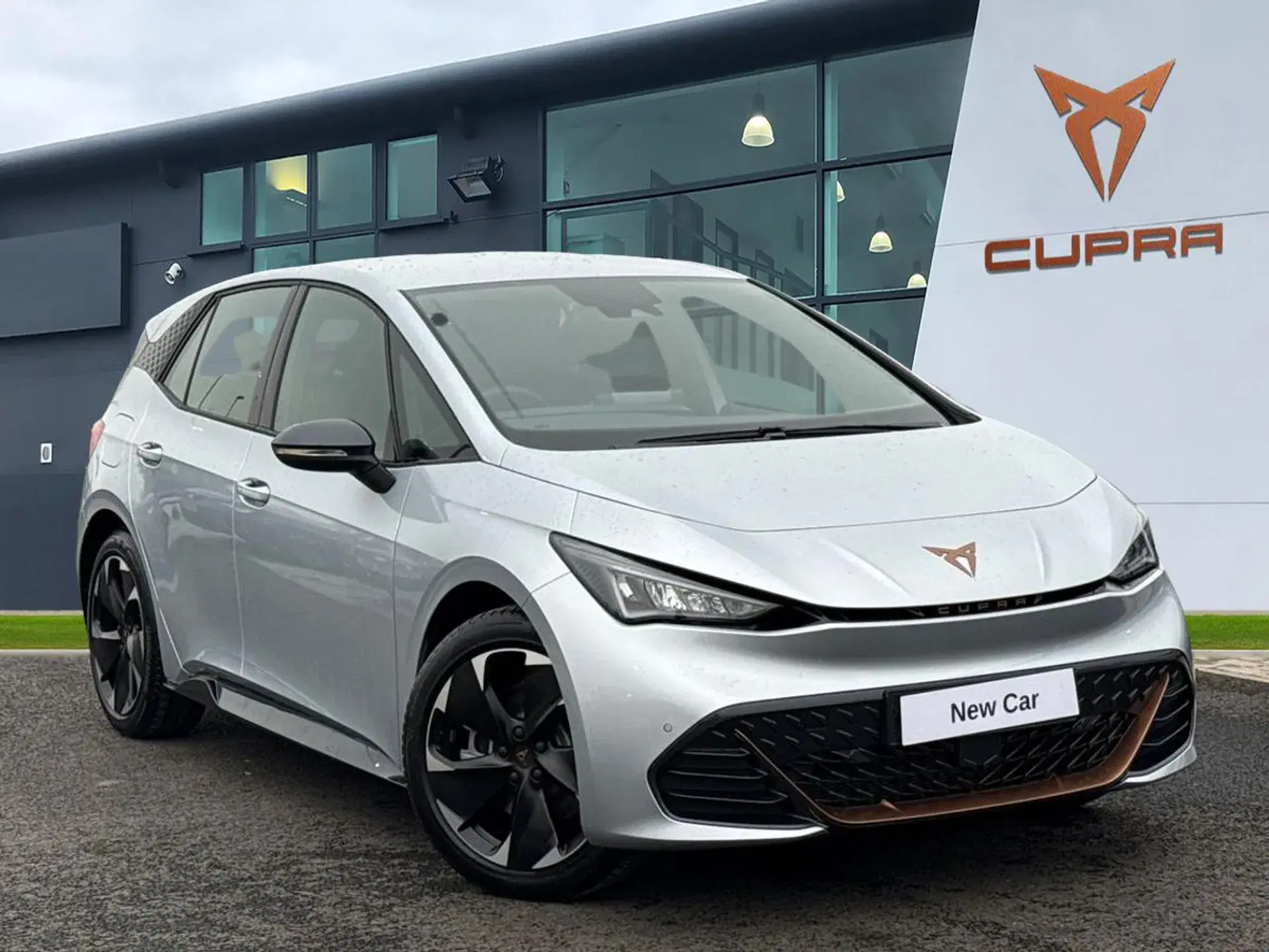 Cupra Born 170kW e-Boost V2 59kWh 5dr Auto thumbnail