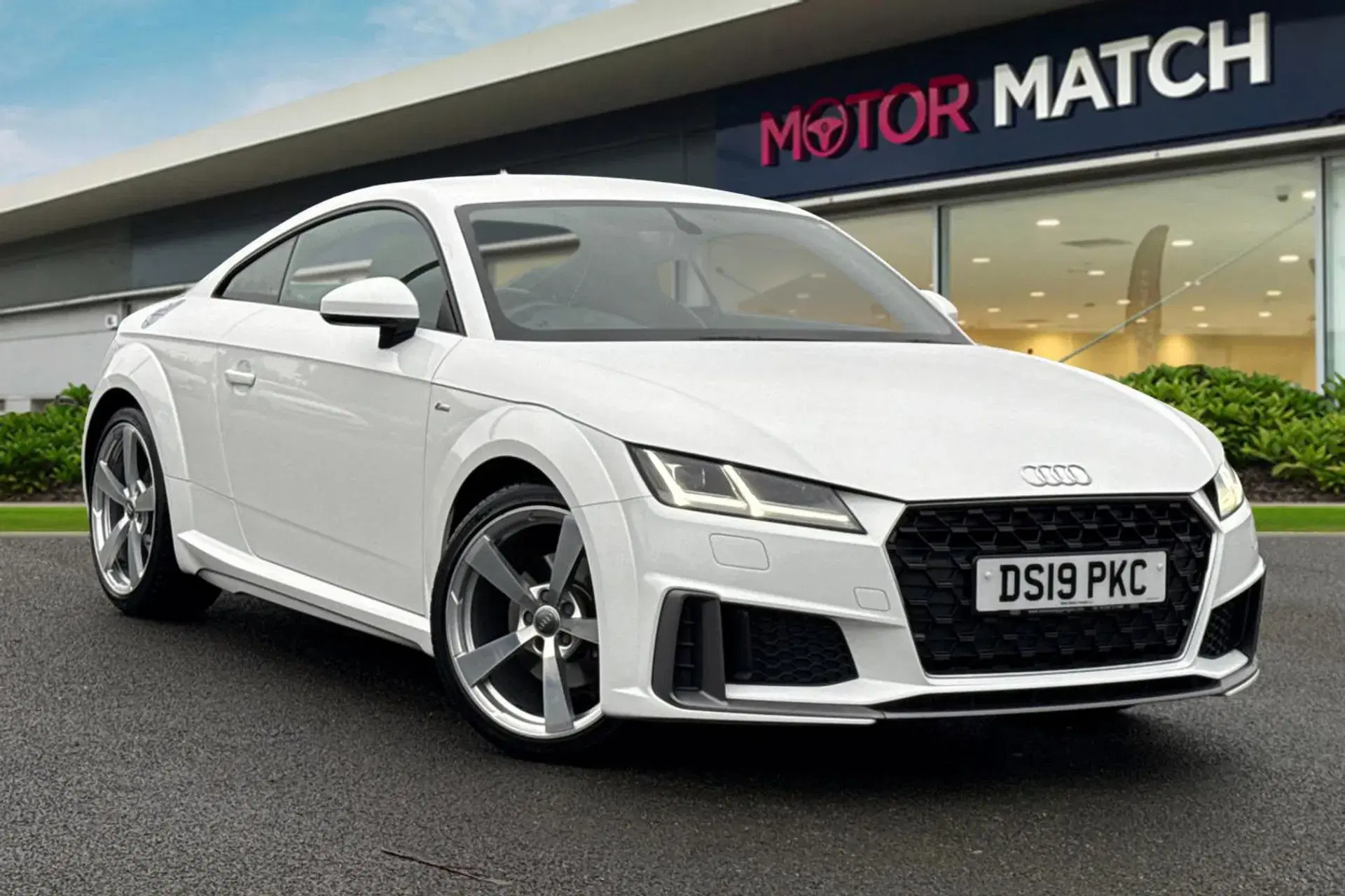 Audi TT 40 TFSI S Line 2dr S Tronic thumbnail