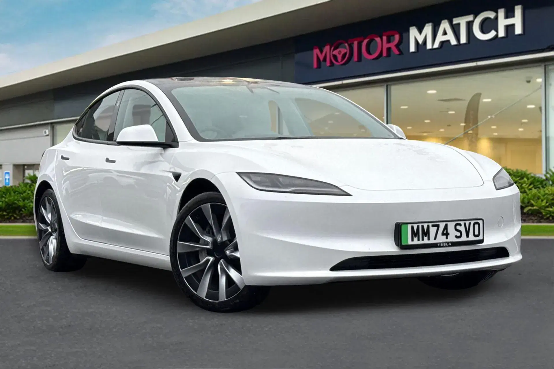 Tesla Model 3 Long Range AWD 4dr Auto thumbnail