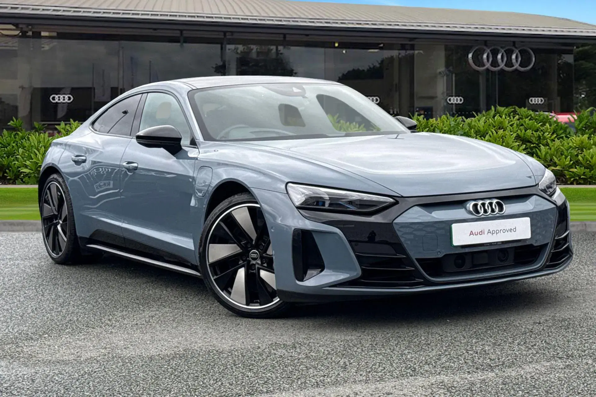 Audi RS E-Tron GT 475kW Quattro 93kWh 4dr Auto thumbnail