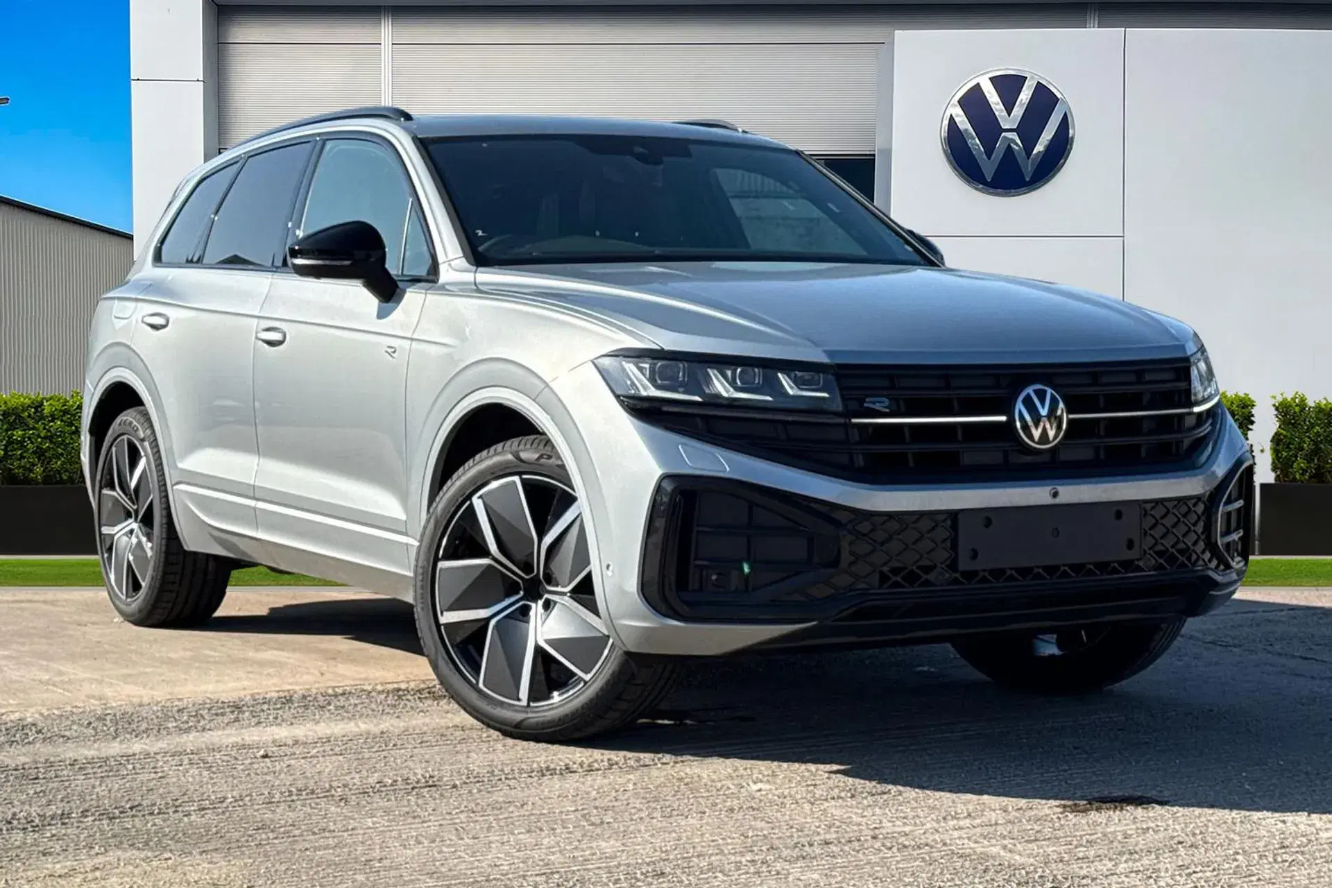 Volkswagen Touareg 3.0 V6 TDI 4Motion 286 Black Edition 5dr Tip Auto thumbnail
