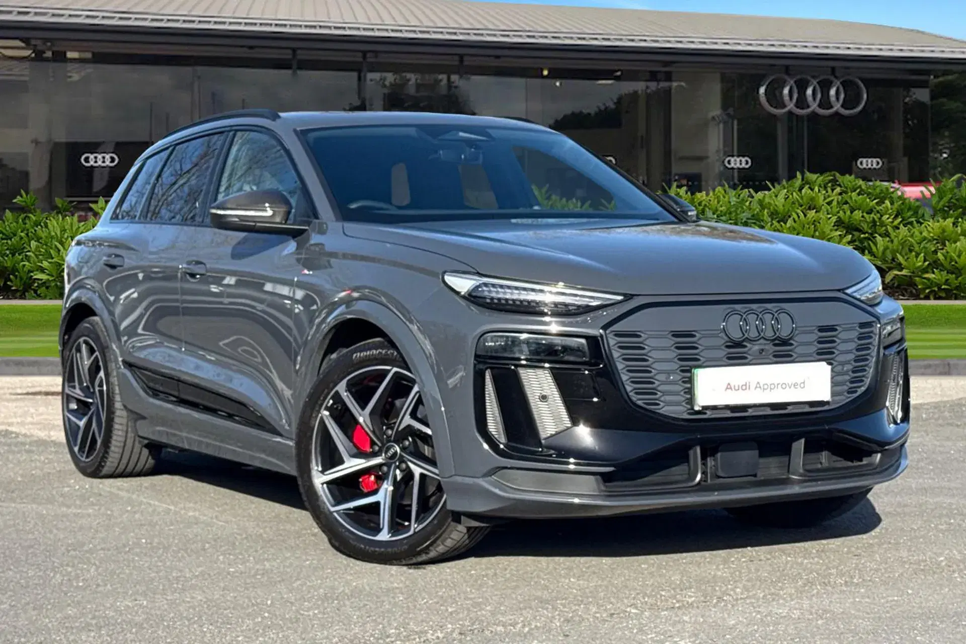 Audi Q6 285kW Quattro 100kWh Edition 1 5dr Auto thumbnail
