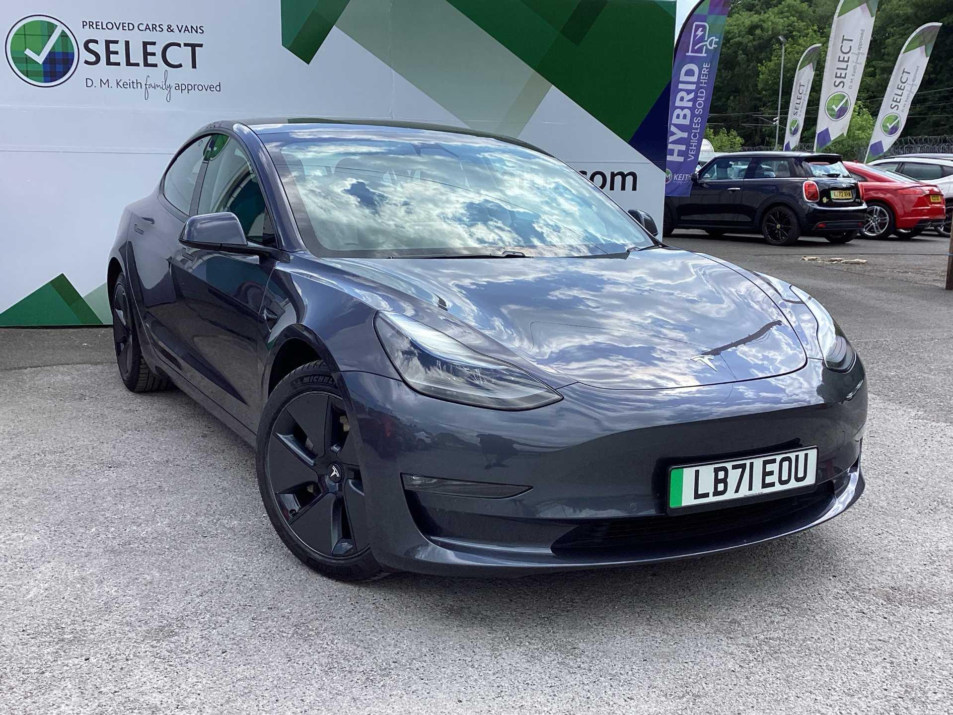 Tesla Model 3 Long Range AWD 4dr Auto thumbnail