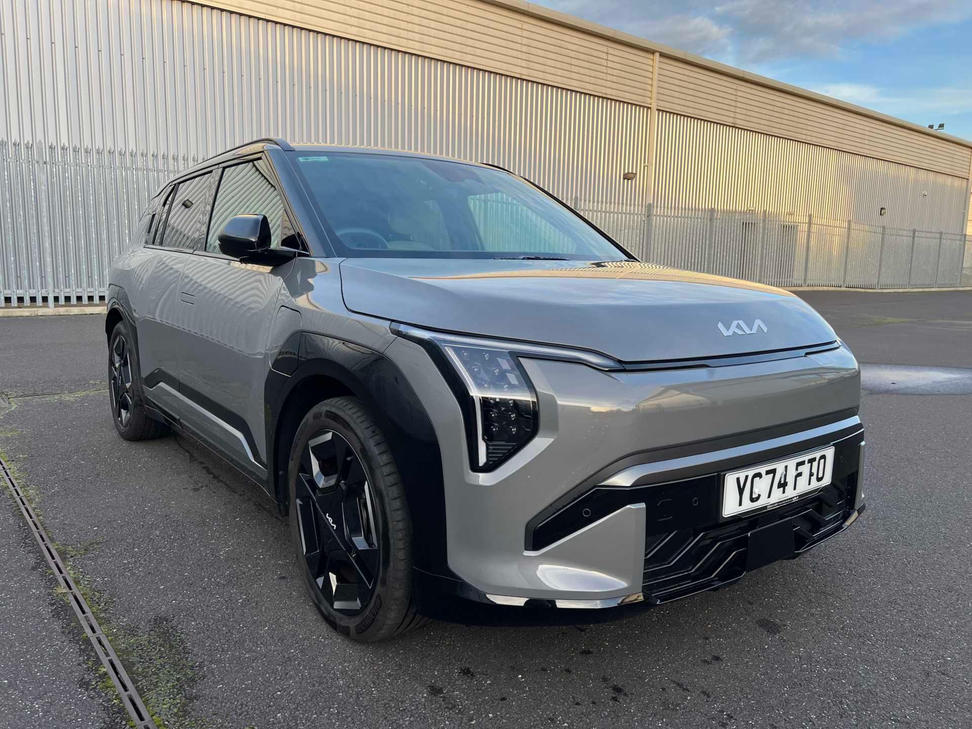 KIA EV3 148kW GT-Line 81.4kWh 5dr Auto thumbnail