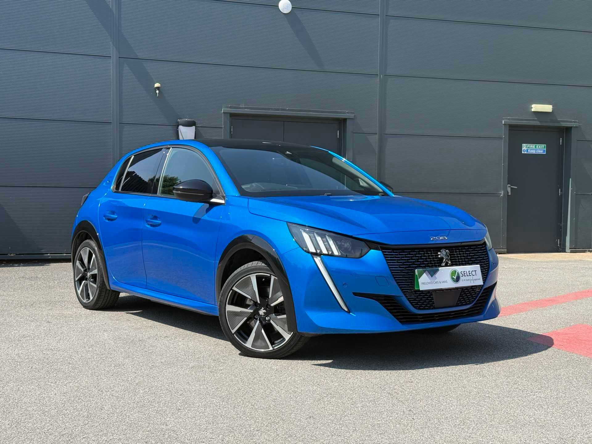 Peugeot 208 100kW GT Line 50kWh 5dr Auto thumbnail