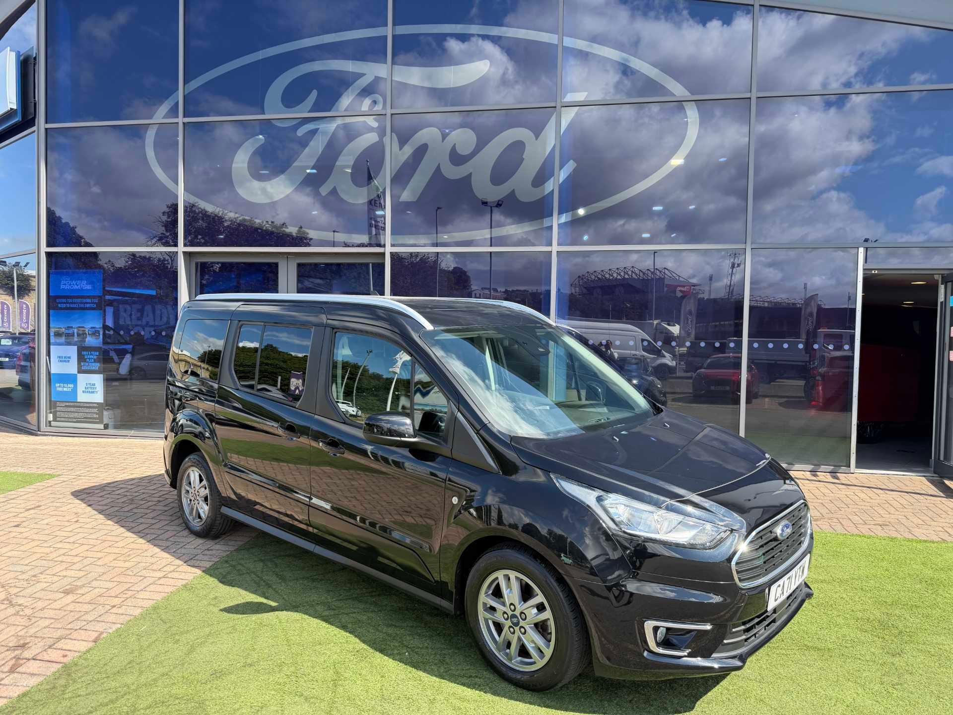 Ford Grand Tourneo Connect thumbnail