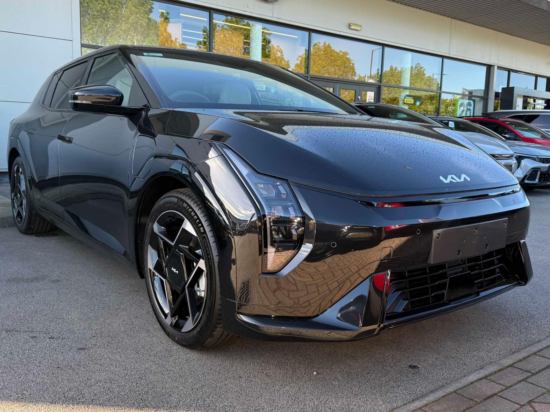 KIA EV4 150kW GT-Line 81kWh 5dr Auto thumbnail