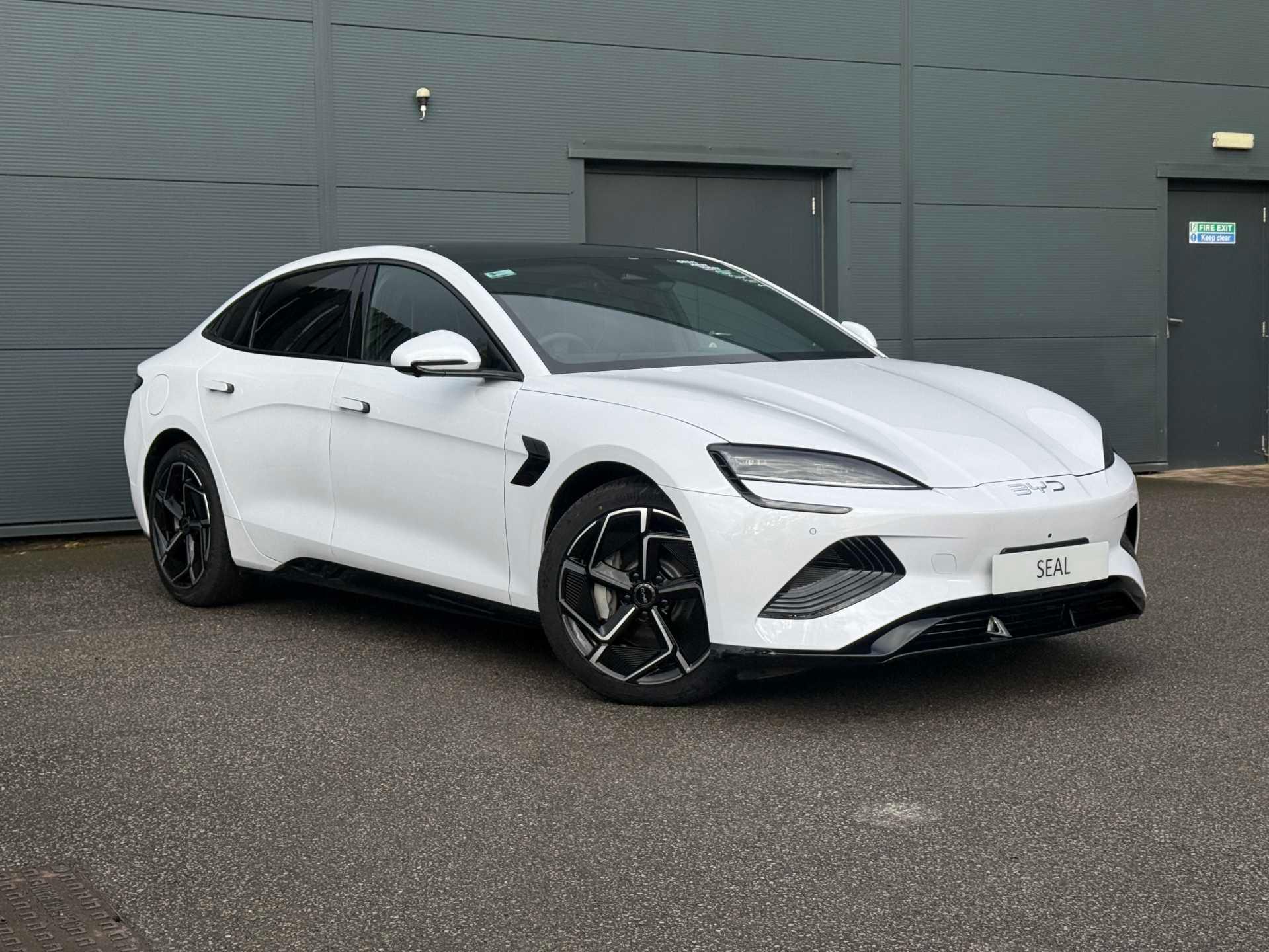 BYD Seal 230kW Design 83kWh 4dr Auto thumbnail