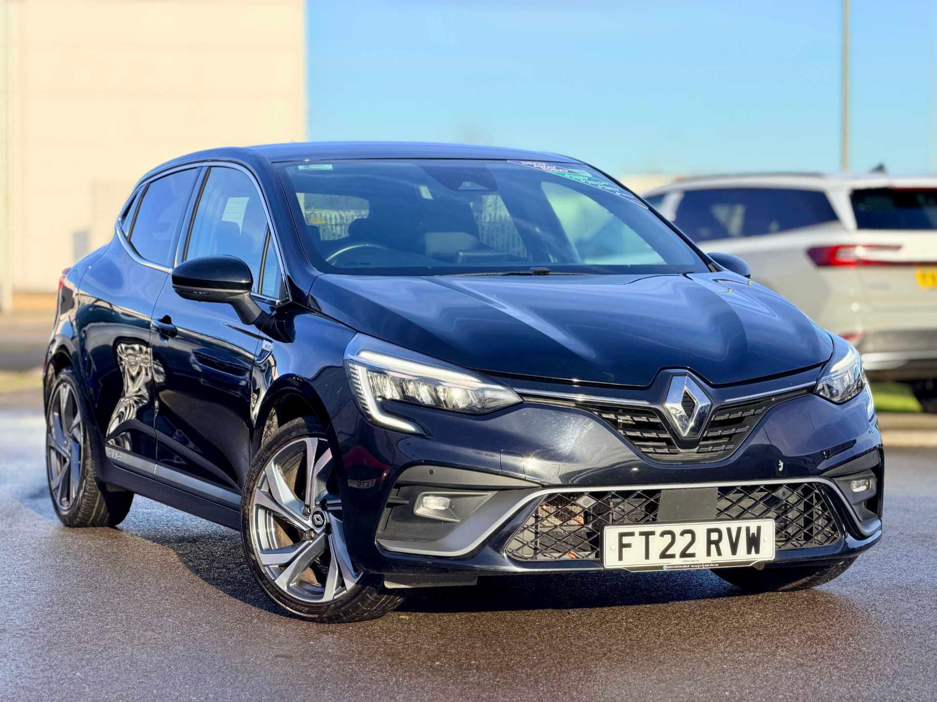Renault Clio 1.6 E-TECH Hybrid 140 RS Line 5dr Auto thumbnail