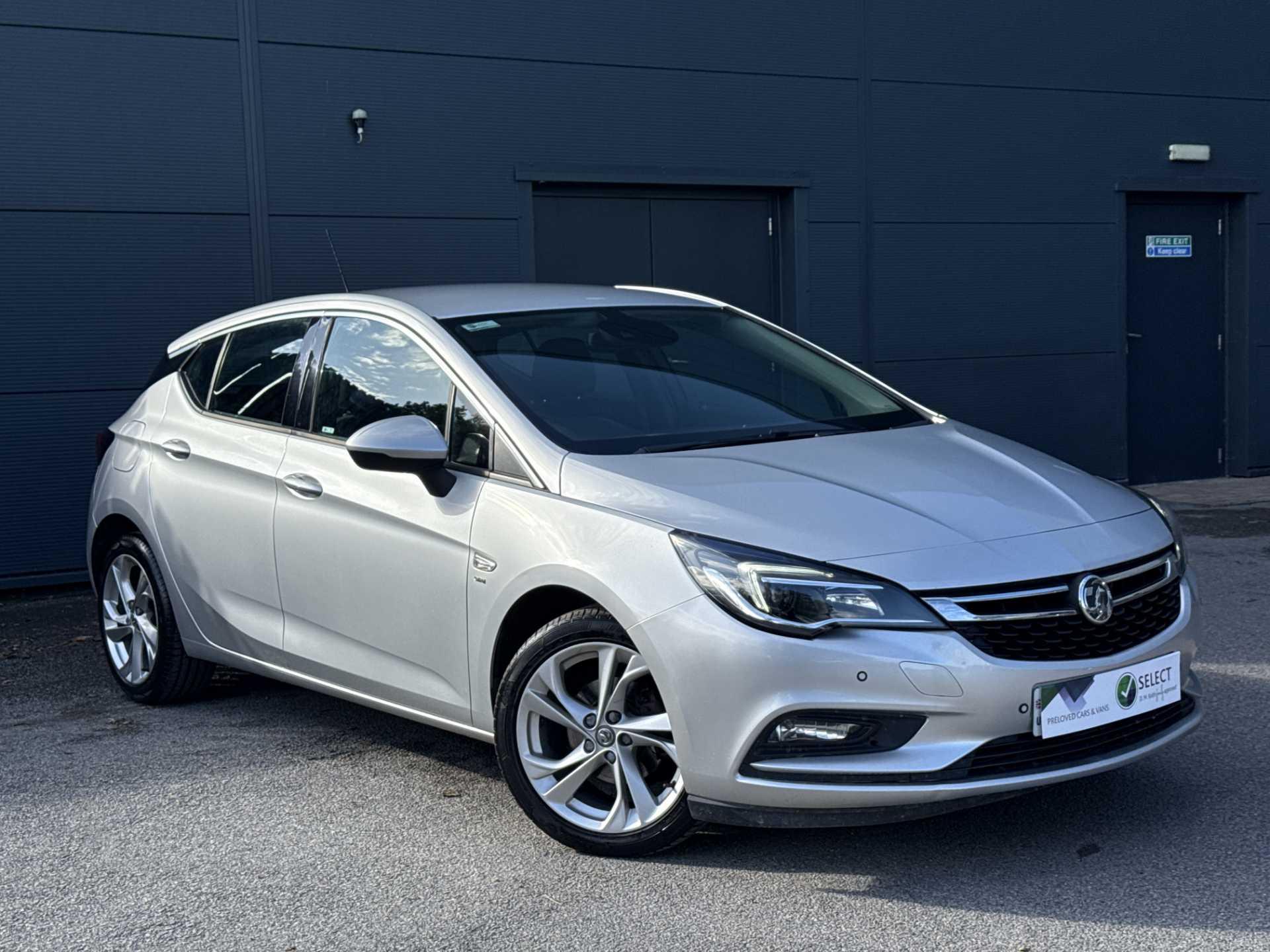 Vauxhall Astra thumbnail