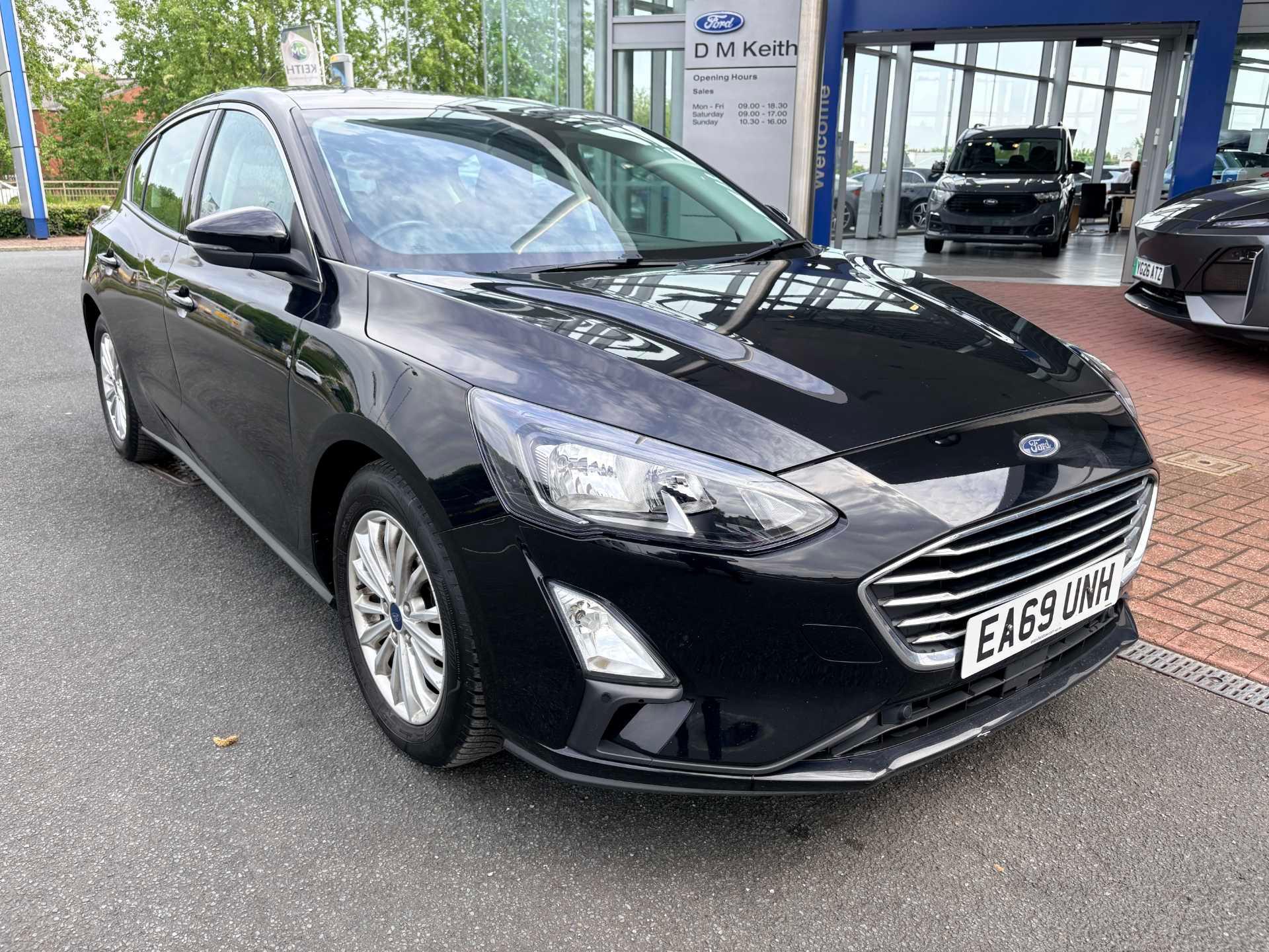 Ford Focus thumbnail