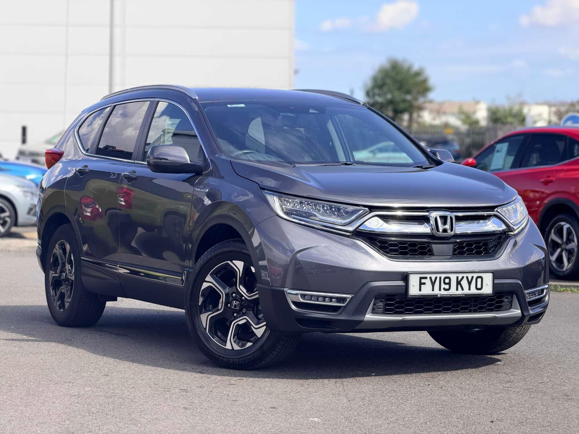 Honda CR-V 2.0 i-MMD Hybrid SR 5dr eCVT thumbnail