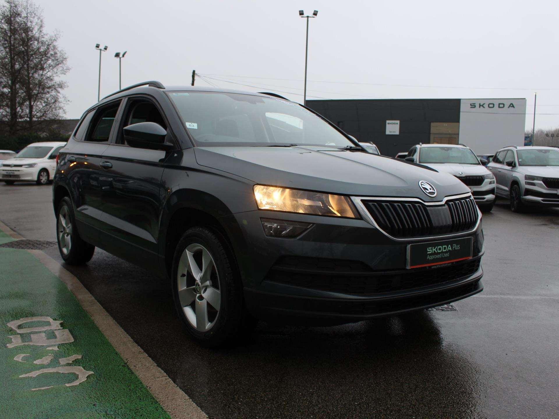 Skoda Karoq 1.5 TSI SE 5dr thumbnail