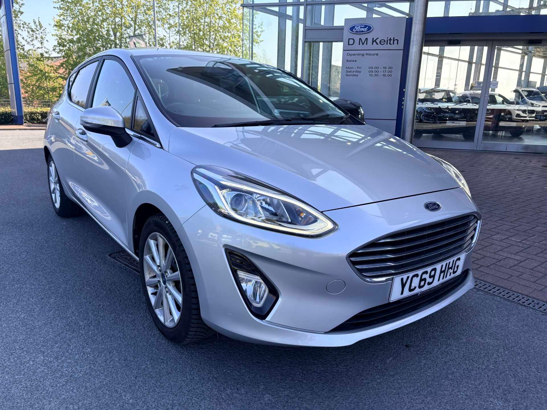 Ford Fiesta 1.0 EcoBoost Titanium 5dr thumbnail