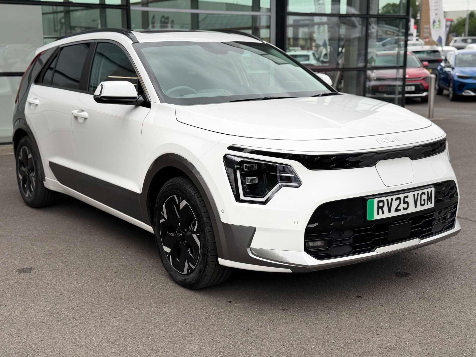 KIA Niro 150kW 4 65kWh 5dr Auto thumbnail