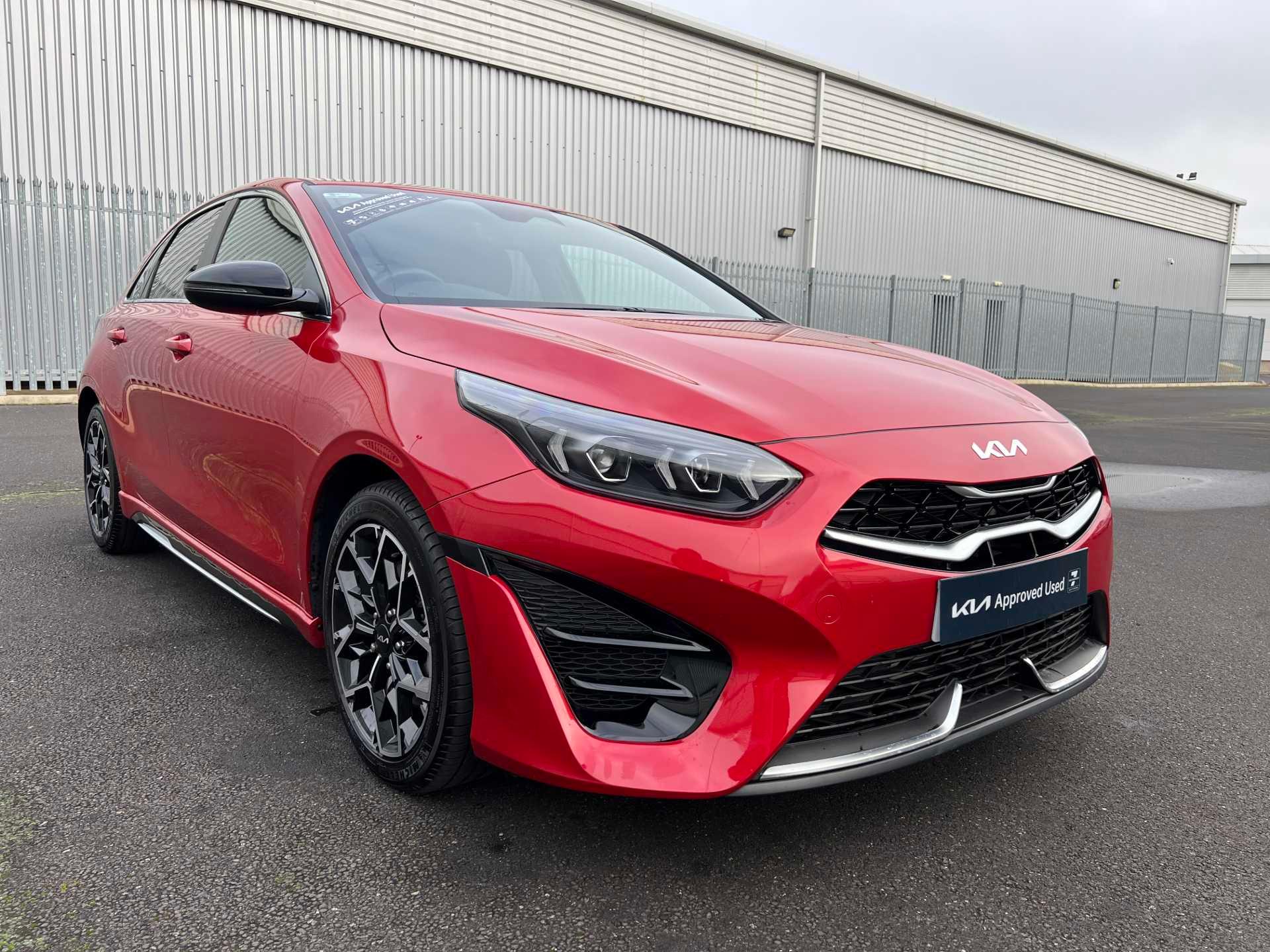 KIA Ceed 1.5T GDi ISG 138 GT-Line 5dr thumbnail