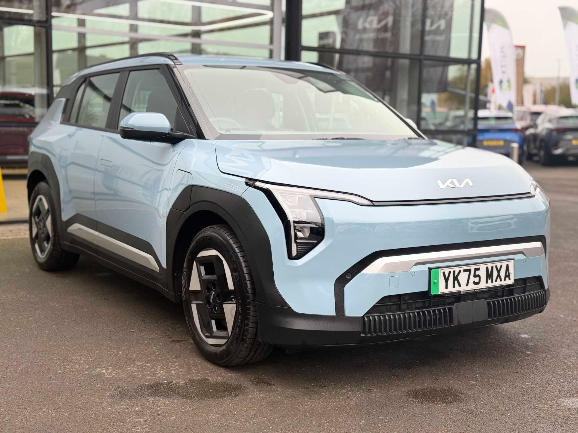 KIA EV3 148kW Air 81.4kWh 5dr Auto thumbnail