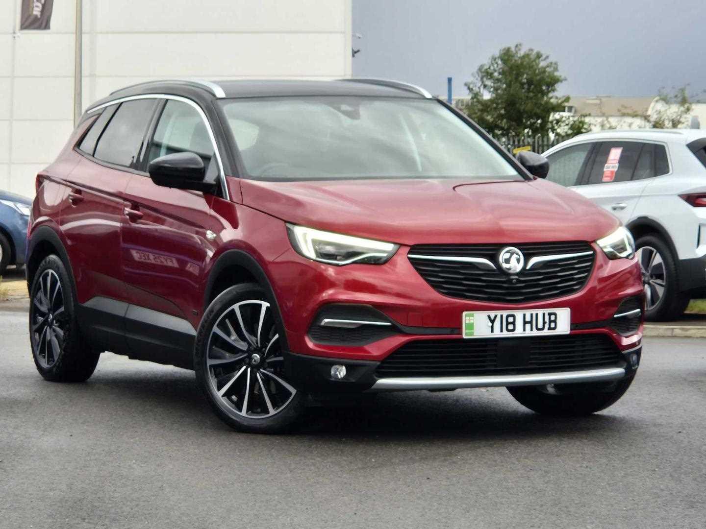 Vauxhall Grandland X 1.6 Hybrid4 300 Ultimate Nav 5dr Auto thumbnail