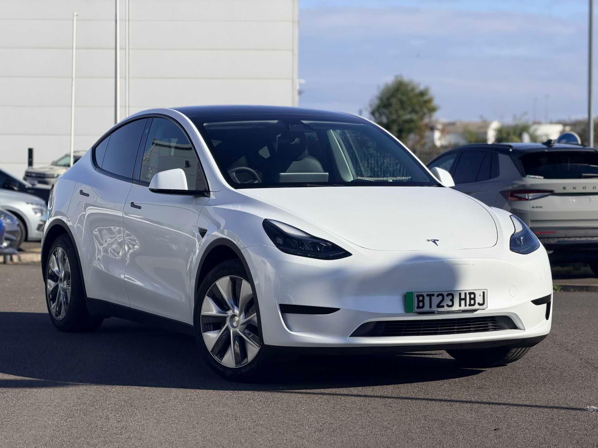 Tesla Model Y RWD 5dr Auto thumbnail